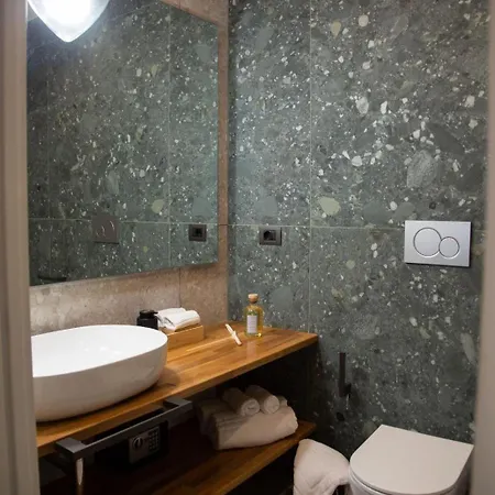 Costantinopoli 33 Grand Penzion