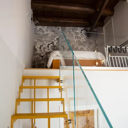 Costantinopoli 33 Grand * Neapol