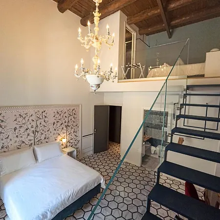 Costantinopoli 33 Grand Νάπολη