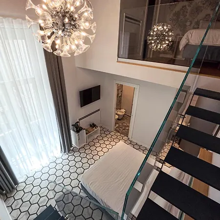 Costantinopoli 33 Grand Πανσιόν